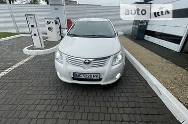 Универсал Toyota Avensis 2011 в Львове