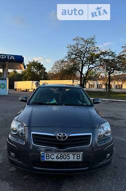 Універсал Toyota Avensis 2007 в Львові