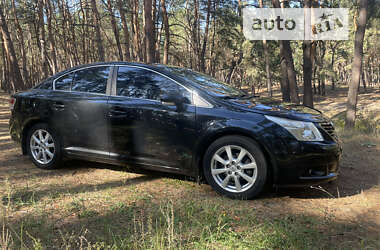 Седан Toyota Avensis 2008 в Днепре