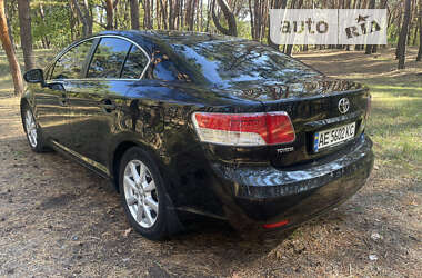 Седан Toyota Avensis 2008 в Днепре