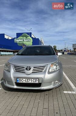 Универсал Toyota Avensis 2010 в Тернополе