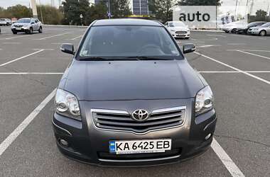 Седан Toyota Avensis 2007 в Киеве