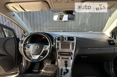 Седан Toyota Avensis 2015 в Борисполе