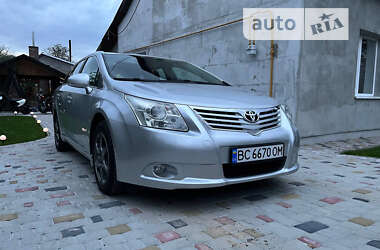 Универсал Toyota Avensis 2008 в Яворове