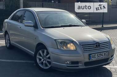 Седан Toyota Avensis 2003 в Днепре