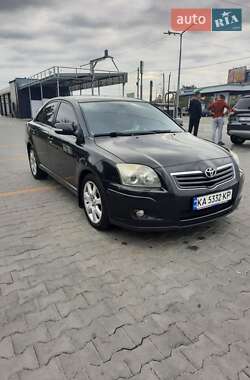 Седан Toyota Avensis 2008 в Ирпене