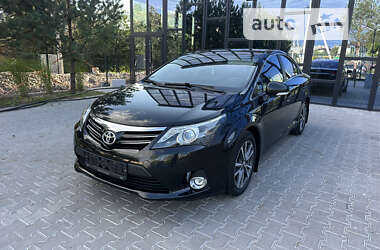 Седан Toyota Avensis 2012 в Рівному