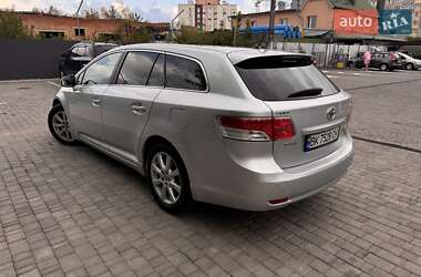 Універсал Toyota Avensis 2010 в Рівному