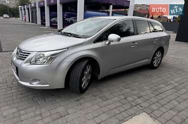 Універсал Toyota Avensis 2010 в Рівному