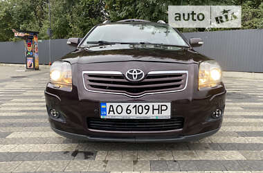 Универсал Toyota Avensis 2006 в Ужгороде