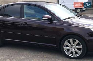 Седан Toyota Avensis 2008 в Полтаве