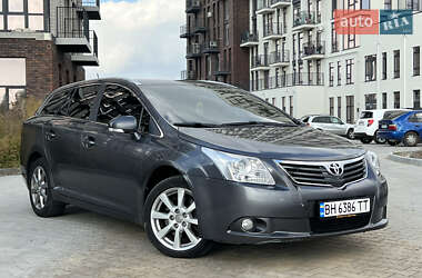 Універсал Toyota Avensis 2010 в Одесі