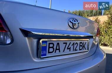 Седан Toyota Avensis 2012 в Александрие