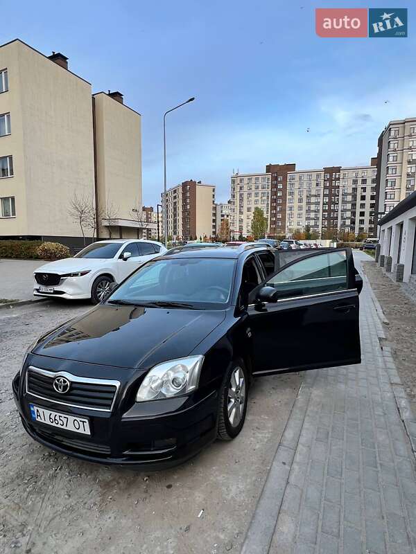 Универсал Toyota Avensis 2005 в Киеве