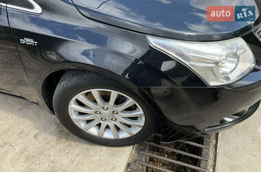 Универсал Toyota Avensis 2010 в 