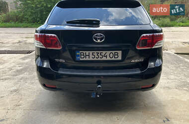 Универсал Toyota Avensis 2010 в 