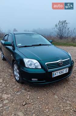 Ліфтбек Toyota Avensis 2003 в Болехові