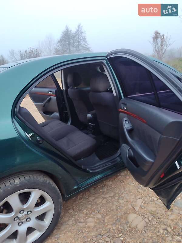 Ліфтбек Toyota Avensis 2003 в Болехові