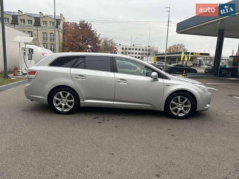 Универсал Toyota Avensis 2009 в Киеве фото 15 Универсал Toyota Avensis 2009 в Киеве