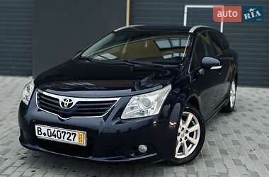 Універсал Toyota Avensis 2011 в Тернополі