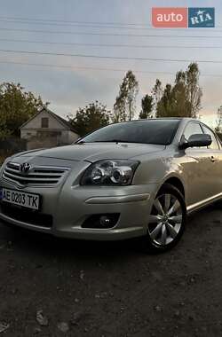 Седан Toyota Avensis 2007 в Каменском