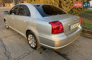 Седан Toyota Avensis 2003 в Черновцах