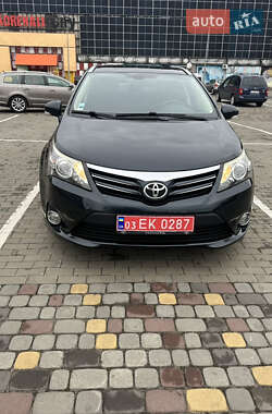 Универсал Toyota Avensis 2011 в Луцке