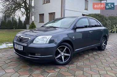 Седан Toyota Avensis 2005 в Коломые