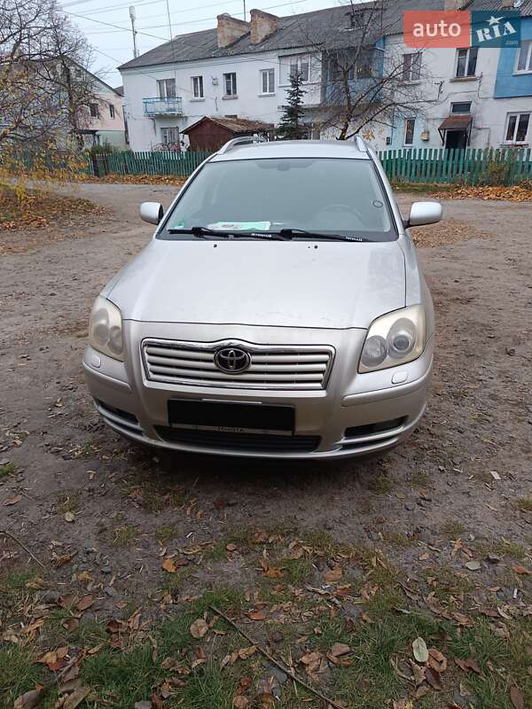 Универсал Toyota Avensis 2005 в 