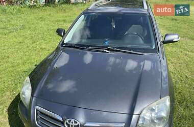 Универсал Toyota Avensis 2006 в Могилев-Подольске