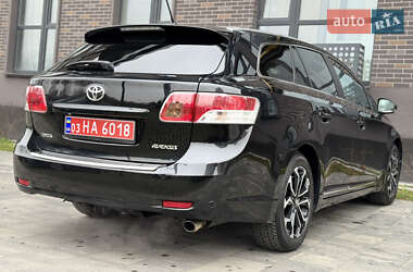 Універсал Toyota Avensis 2010 в Львові