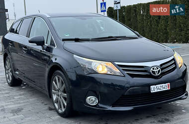 Универсал Toyota Avensis 2013 в Луцке