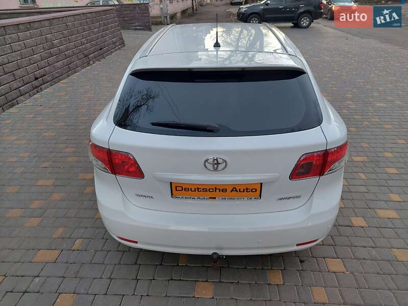 Универсал Toyota Avensis 2010 в Одессе