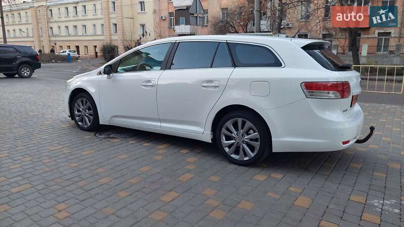 Универсал Toyota Avensis 2010 в Одессе