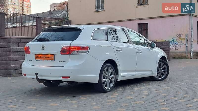 Универсал Toyota Avensis 2010 в Одессе