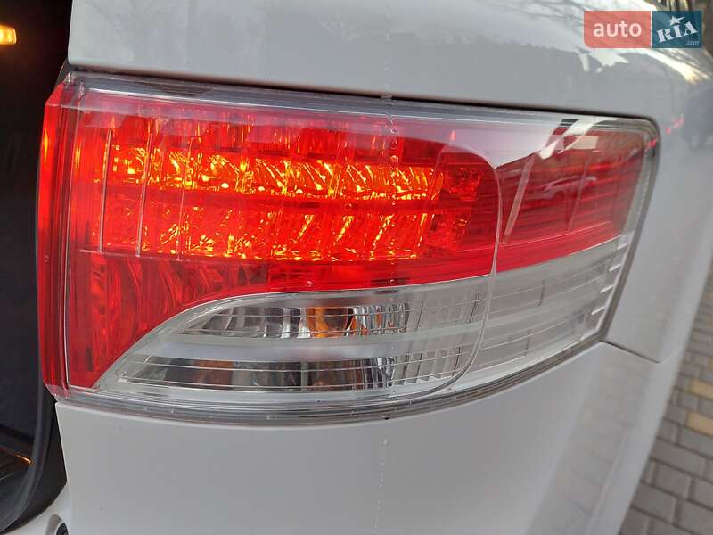 Универсал Toyota Avensis 2010 в Одессе