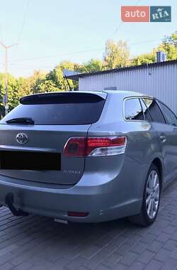 Универсал Toyota Avensis 2008 в Луцке