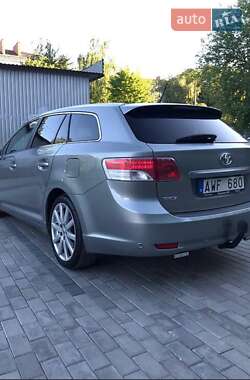 Универсал Toyota Avensis 2008 в Луцке