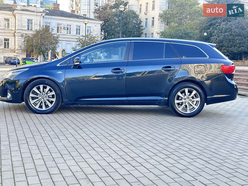 Універсал Toyota Avensis 2012 в Одесі