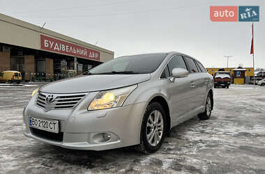 Універсал Toyota Avensis 2010 в Житомирі