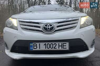 Седан Toyota Avensis 2013 в Яготині