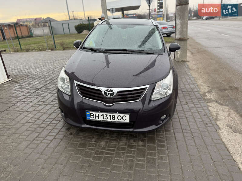 Універсал Toyota Avensis 2008 в Кропивницькому