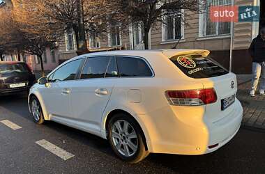 Універсал Toyota Avensis 2010 в Одесі