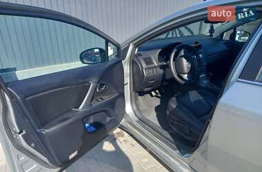 Універсал Toyota Avensis 2009 в Рівному