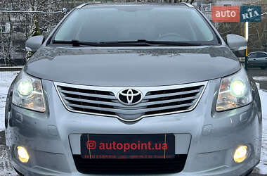 Универсал Toyota Avensis 2010 в Сумах