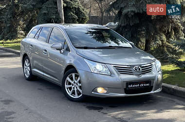 Універсал Toyota Avensis 2009 в Миколаєві