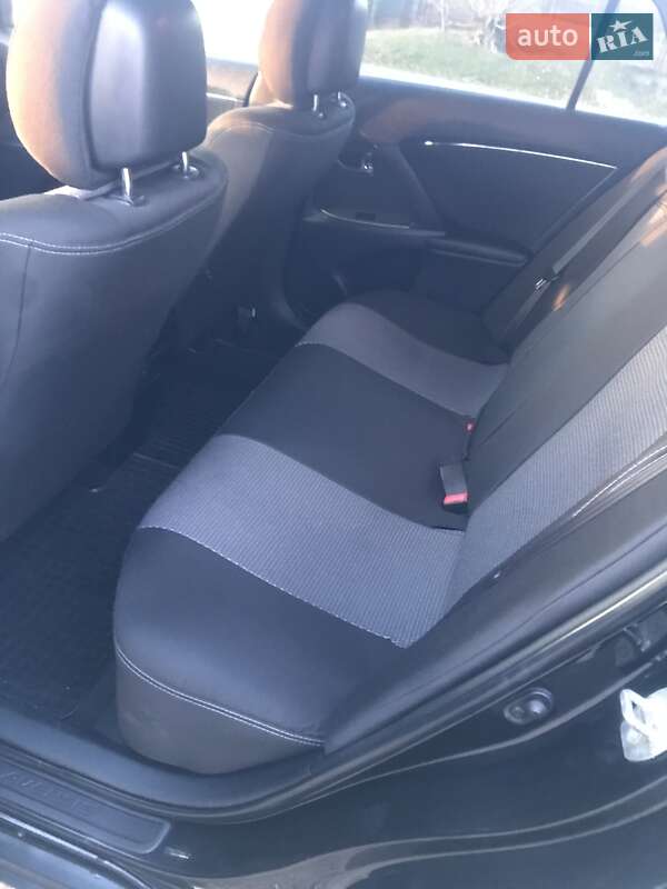 Универсал Toyota Avensis 2010 в Кременчуге