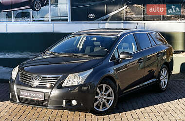 Универсал Toyota Avensis 2009 в Черновцах