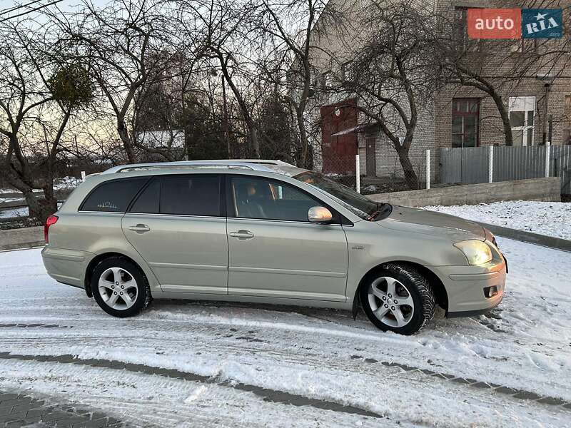 Универсал Toyota Avensis 2007 в Бершади