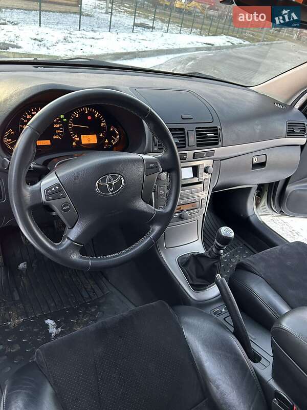 Универсал Toyota Avensis 2007 в Бершади